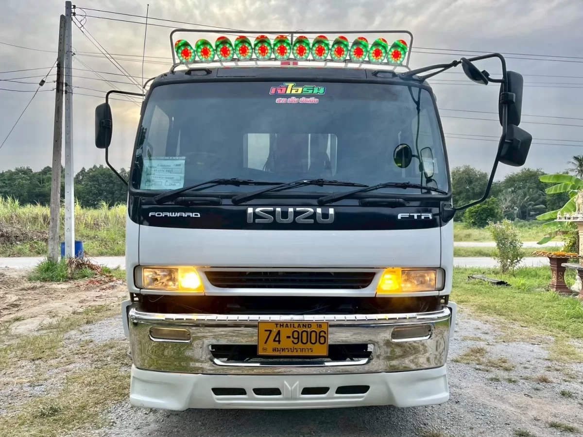 เครนให้เช่าชลบุรี