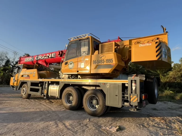 เครนบ้านอำเภอพัทยา