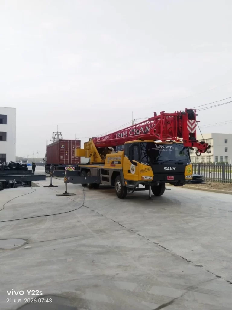 เครนหนองขาม ศรีราชา