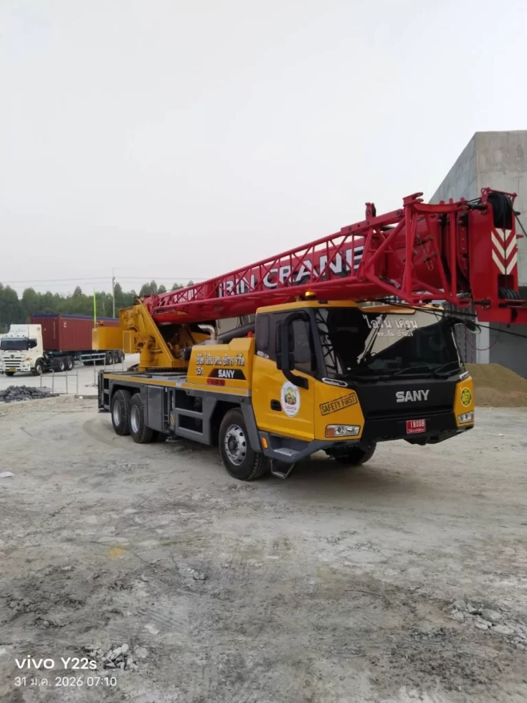 เครนบ้านบึง