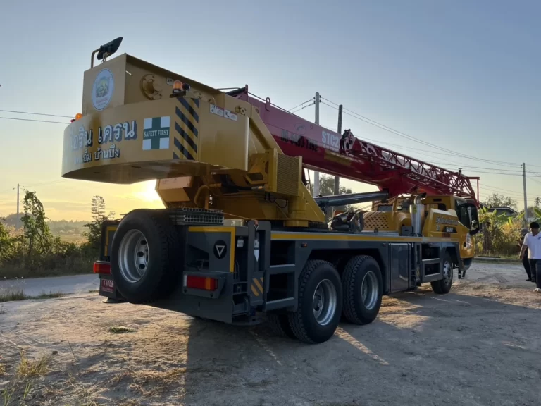 เครนโรงงานชลบุรี